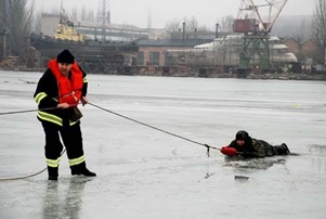 ОПАСНОСТЬ ВЕСЕННЕГО ЛЬДА.